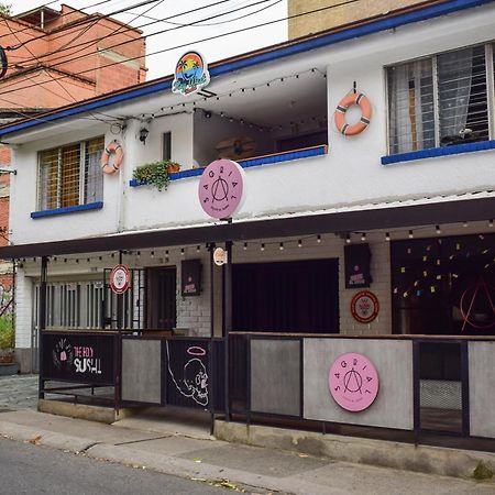 Key West Hostel Medellin Exterior photo