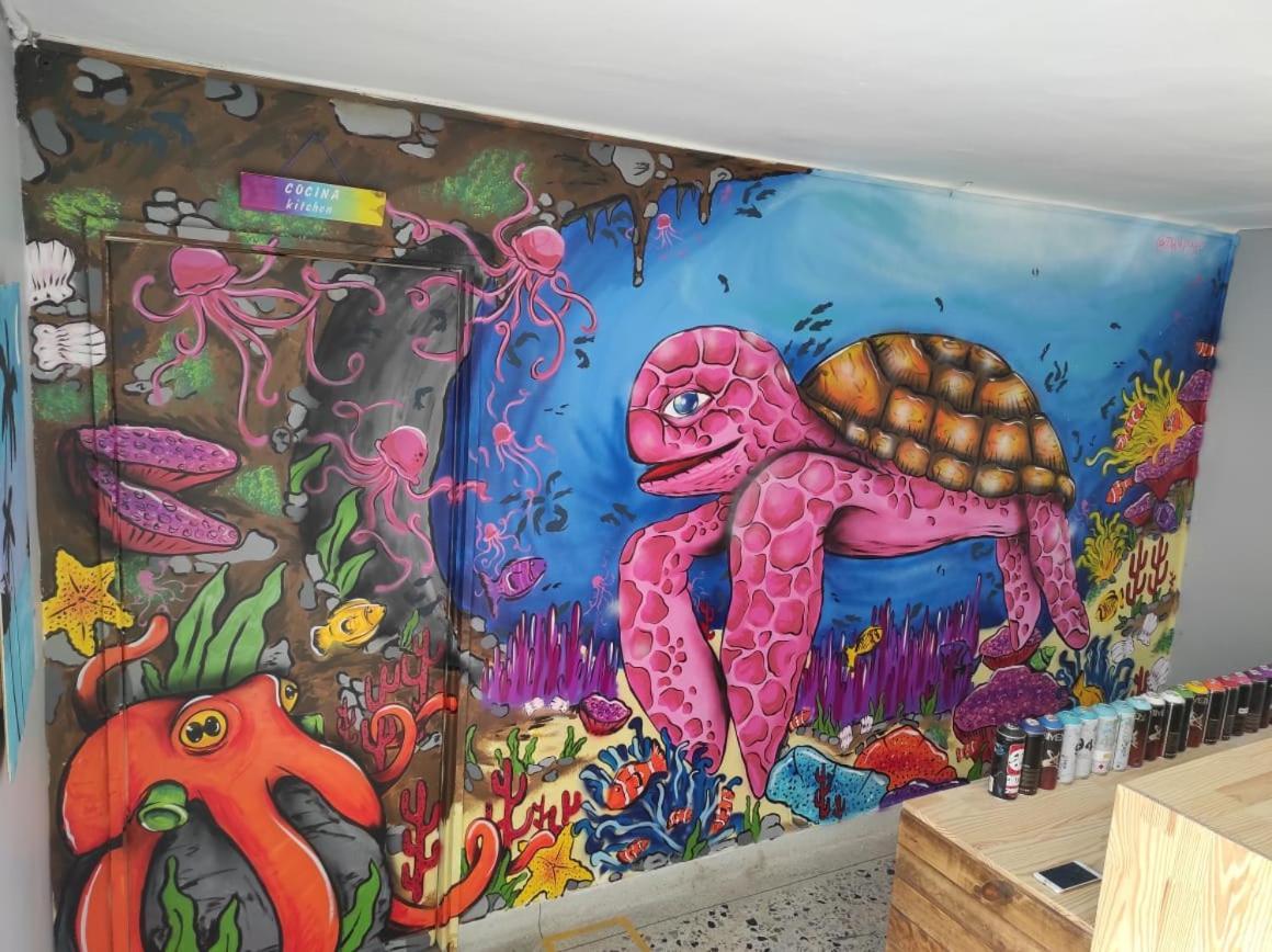 Key West Hostel Medellin Exterior photo