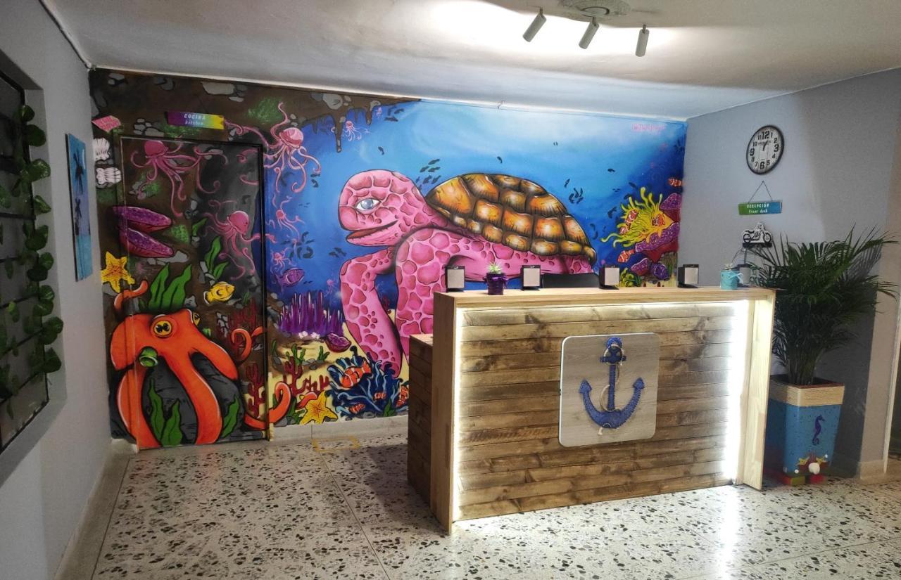 Key West Hostel Medellin Exterior photo