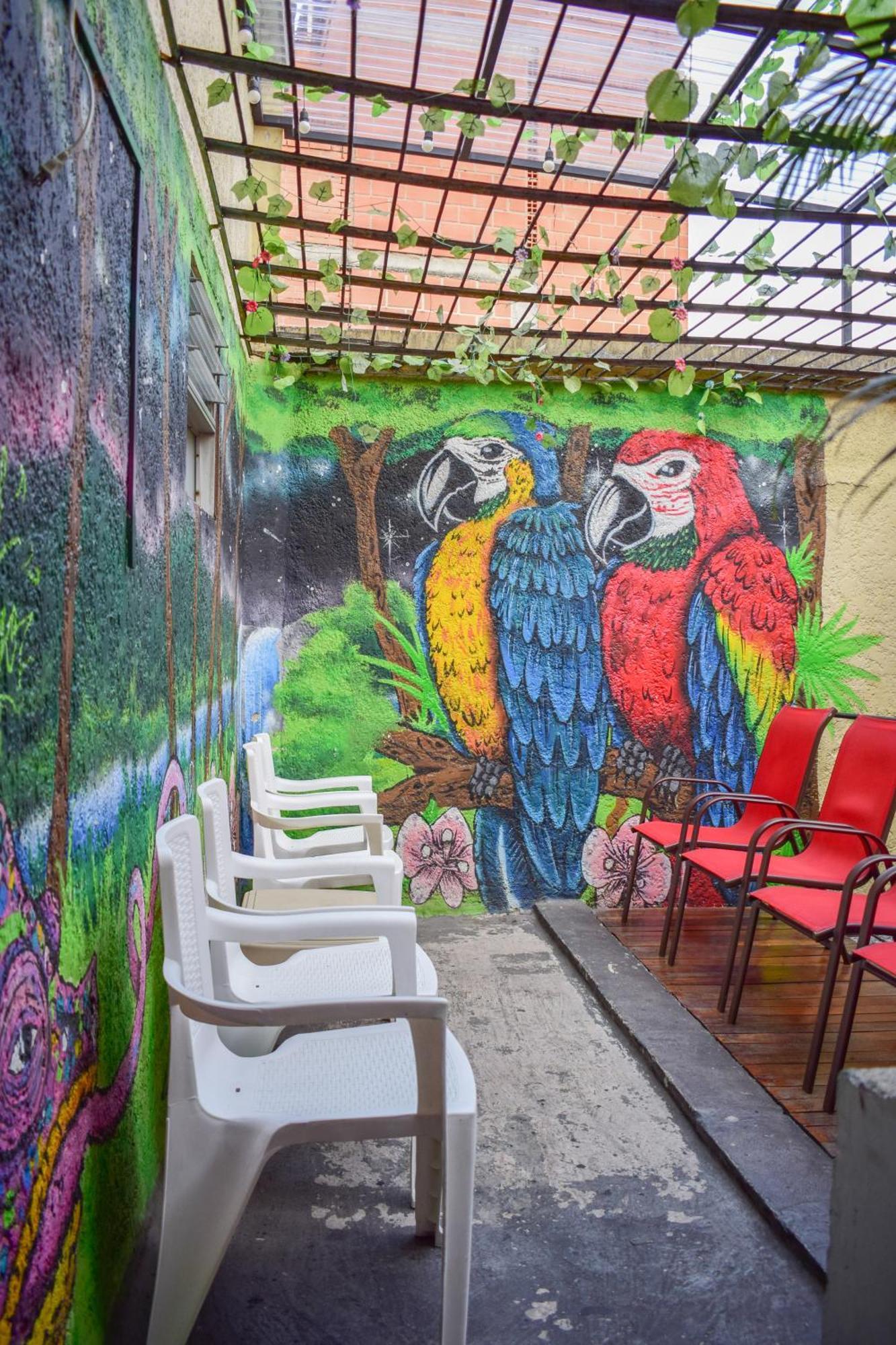 Key West Hostel Medellin Exterior photo